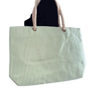 Tote Bag Seersucker Striped Green Women’s shoulder bag NWOT